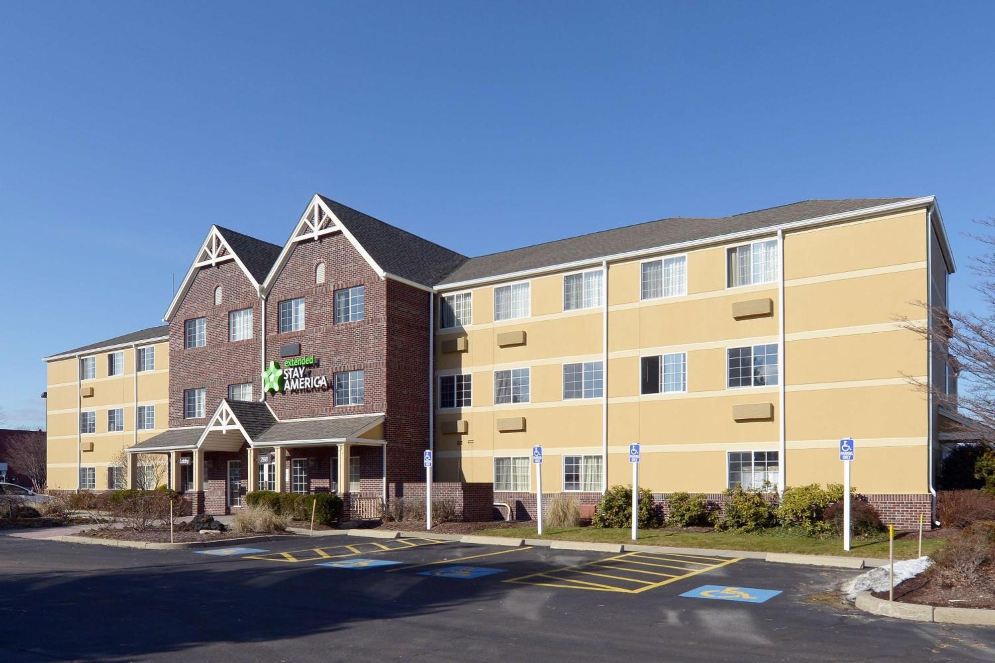 Extended Stay America Select Suites - Providence - Airport Warwick Exterior photo