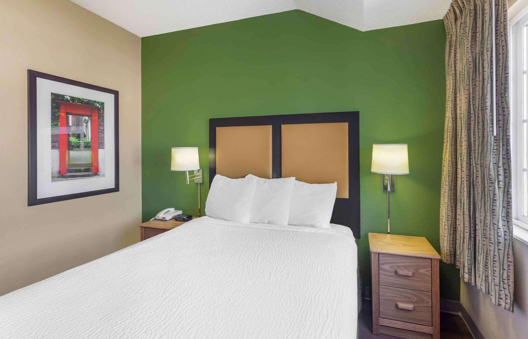 Extended Stay America Select Suites - Providence - Airport Warwick Exterior photo