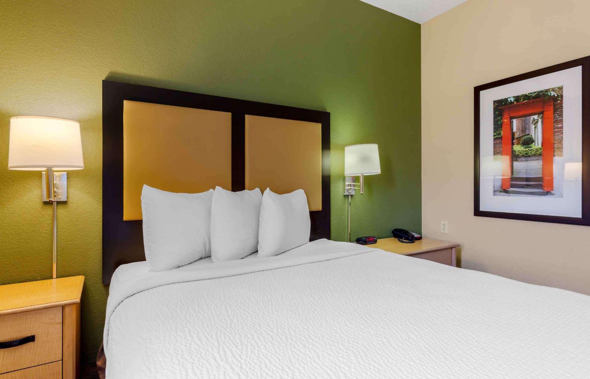 Extended Stay America Select Suites - Providence - Airport Warwick Exterior photo