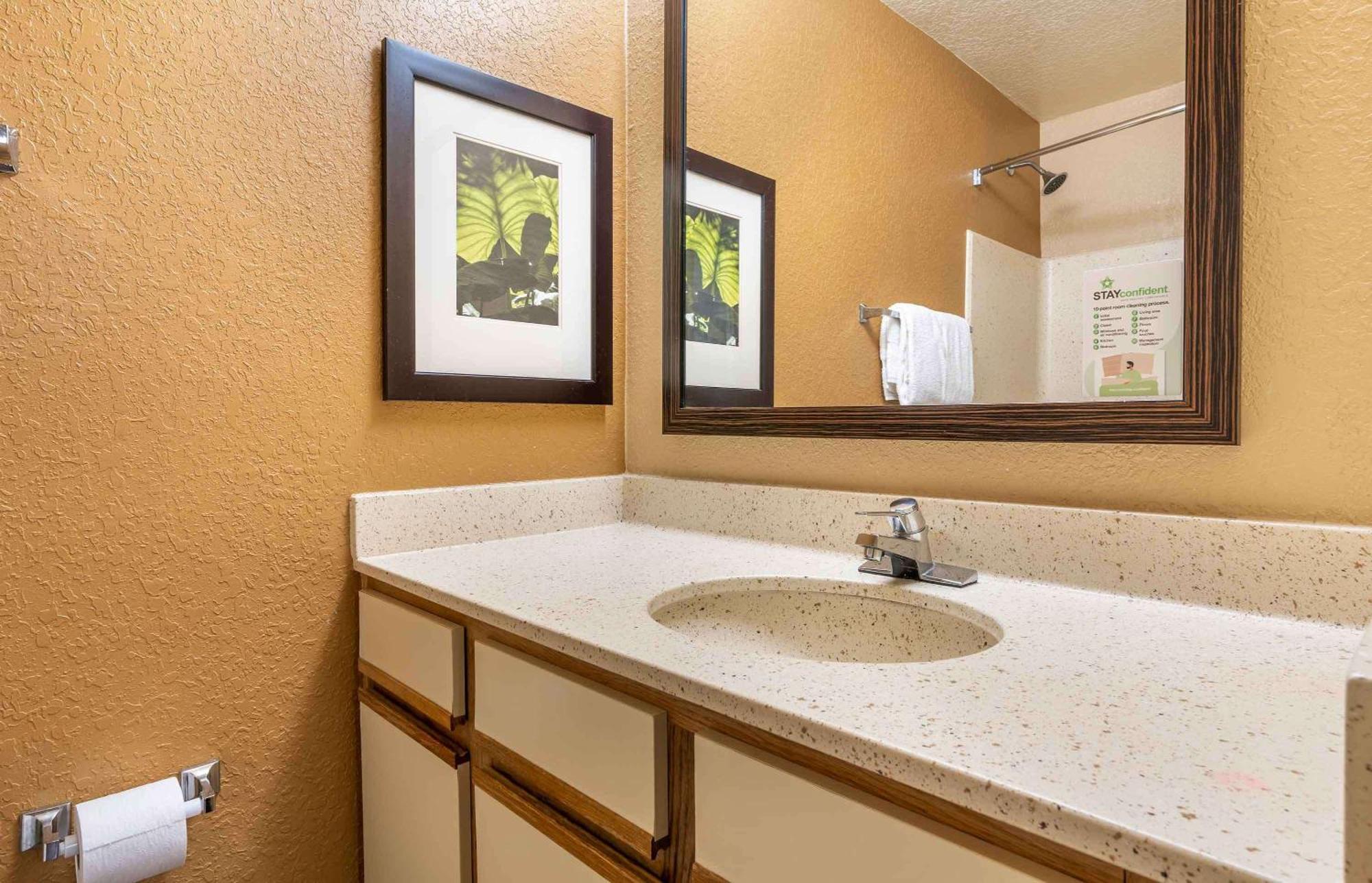 Extended Stay America Select Suites - Providence - Airport Warwick Exterior photo