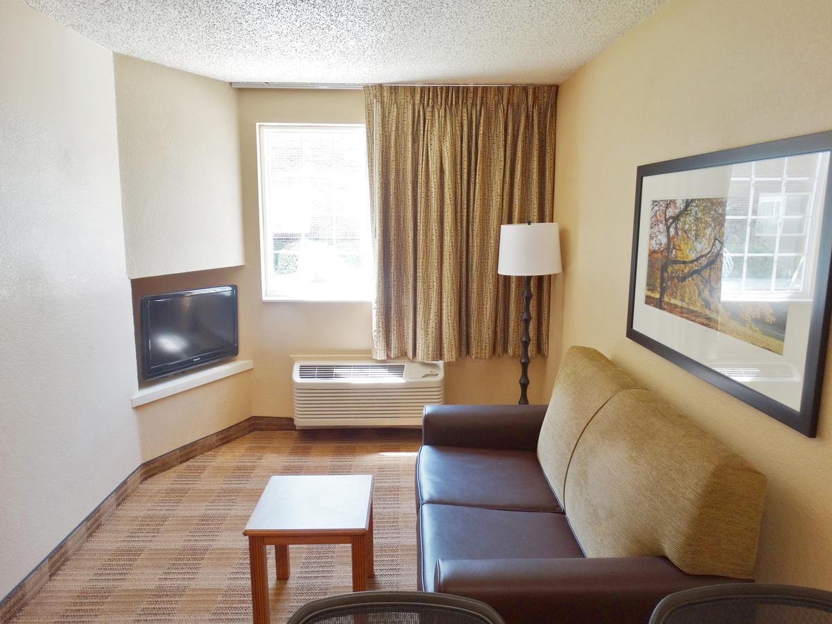 Extended Stay America Select Suites - Providence - Airport Warwick Exterior photo